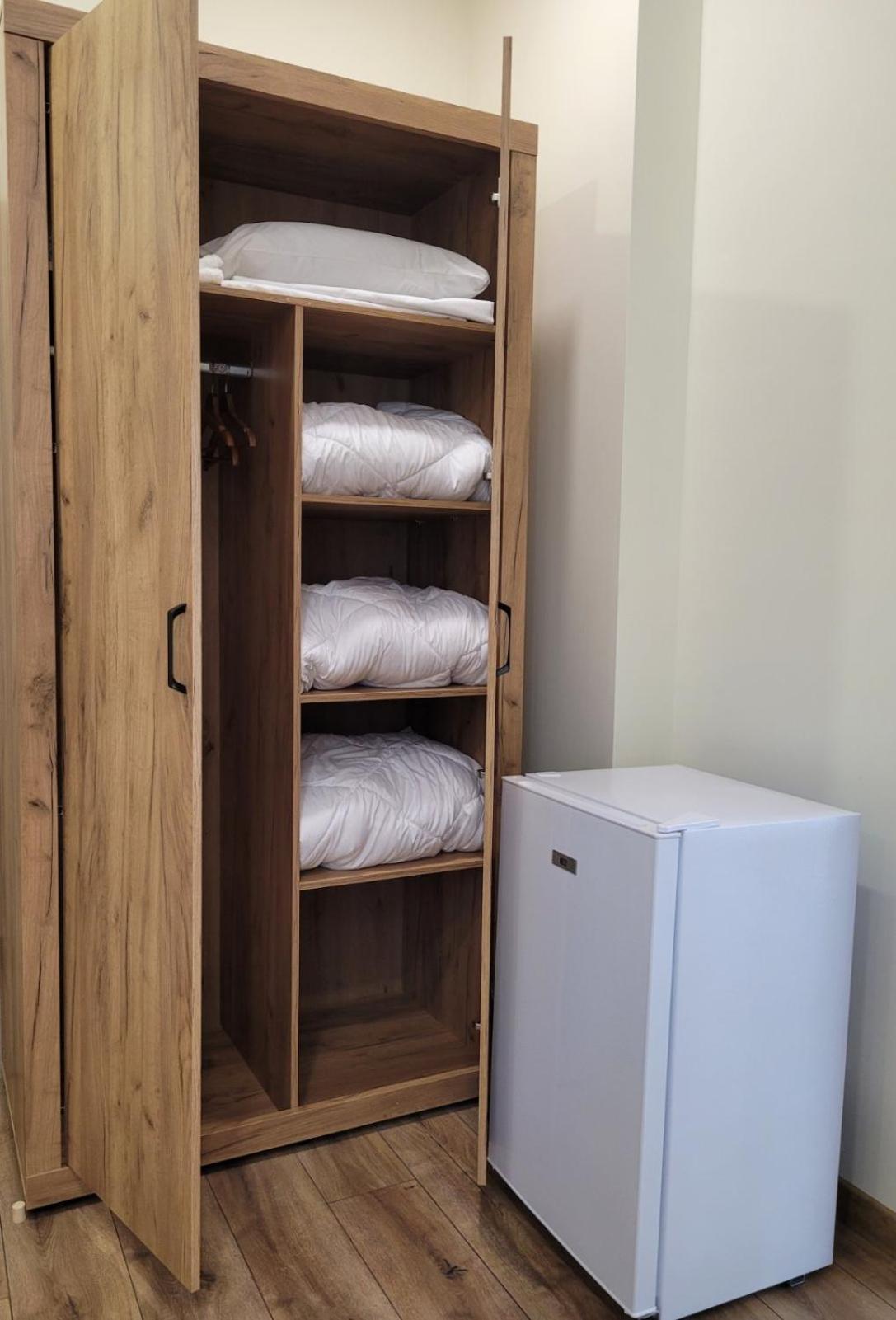 The House - Central Boutique Apartments Kjustendil Esterno foto